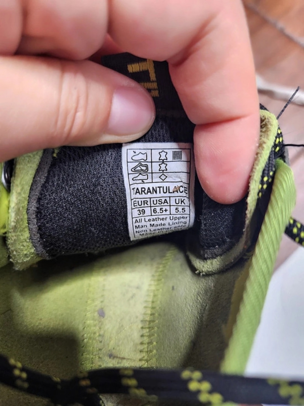 La Sportiva Tarantulace Size EU 39 Climbing Shoes Green Gray - Picture 7 of 7